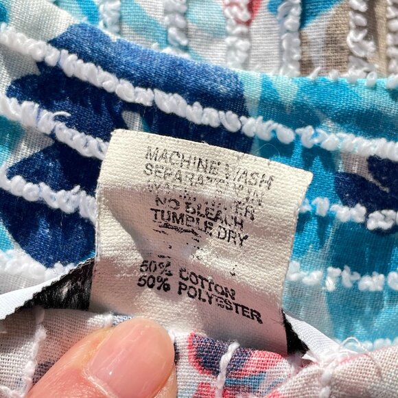 Vintage 1970s Floral Button-Up Housecoat Dress / Duster Robe / Caftan / Medium - Picture 12 of 13